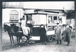 1920er v.l.n.r. Tochter von Karl Stöcker, Louis Reese, Karl Stöcker, August Mundhenk