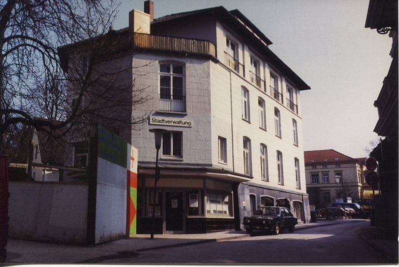Datei:Stadtverwaltung 1960er.jpg