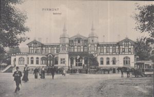 Bahnhof mit Pferdebahn