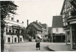 1930er-Oesdorfer-Platz.jpg