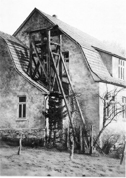 Datei:1951-glockenturm-holzhausen.jpg