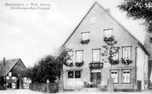 Holzhausen Gasthaus Drawe (~1910). Im Hintergrund die heutige Bärenhöhle (H#56)